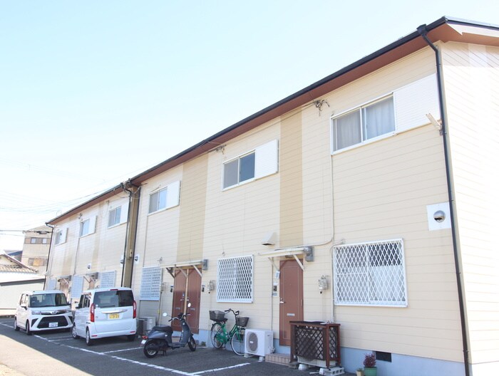 サンハイツＡ棟の物件外観写真