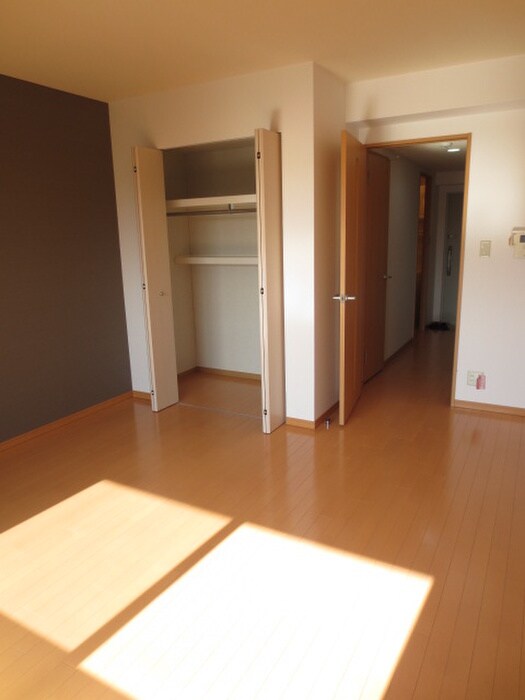 カ－サ リ－ヴァ ドゥ－エの物件内観写真