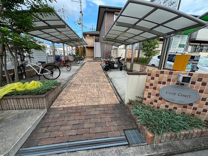 Ｃｏｚｙ　Ｃｏｕｒｔの物件外観写真