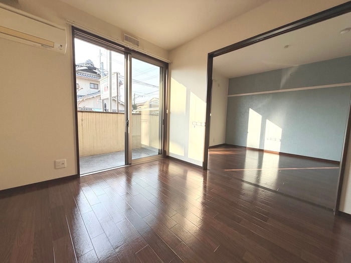 Ｃｏｚｙ　Ｃｏｕｒｔの物件内観写真