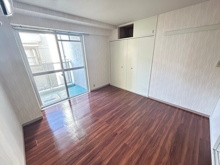 ジュエリ－・ウォ－ルの物件内観写真