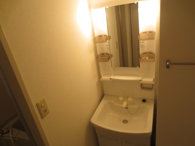 ジュエリ－・ウォ－ルの物件内観写真