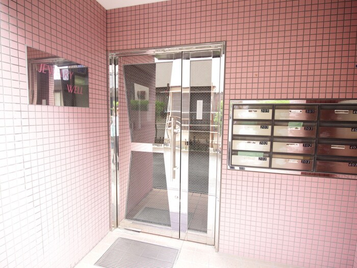 ジュエリ－・ウォ－ルの物件外観写真