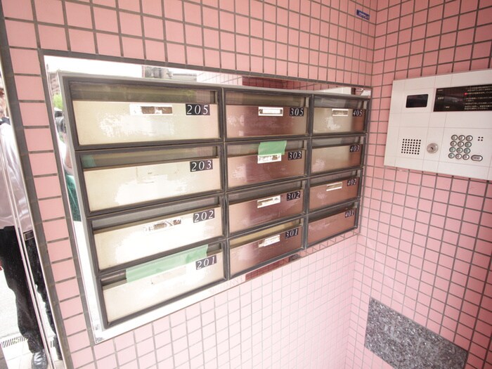 ジュエリ－・ウォ－ルの物件外観写真