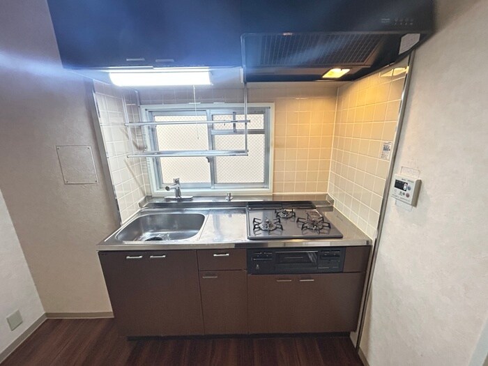 ジュエリ－・ウォ－ルの物件内観写真