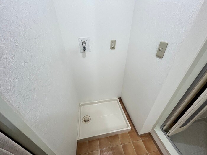 ジュエリ－・ウォ－ルの物件内観写真