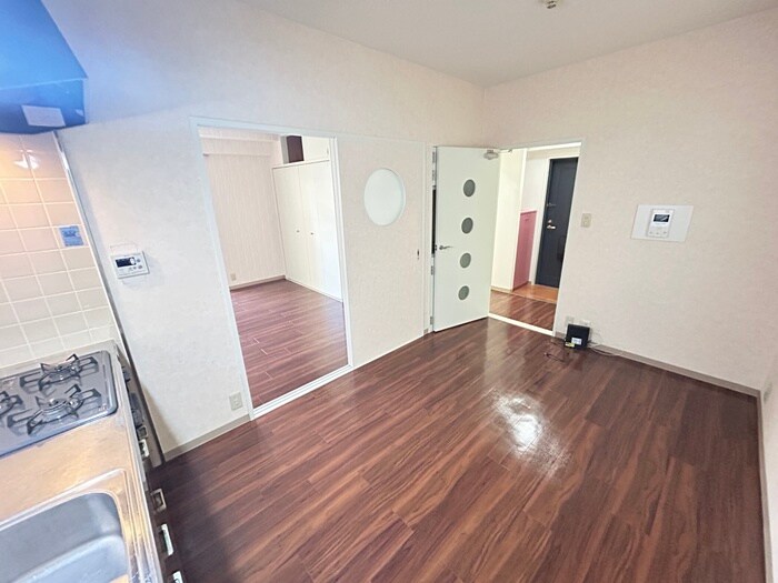 ジュエリ－・ウォ－ルの物件内観写真