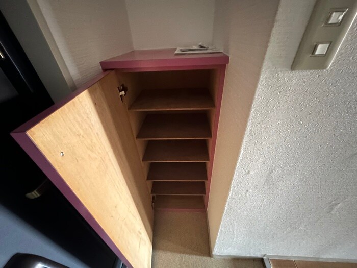 ジュエリ－・ウォ－ルの物件内観写真