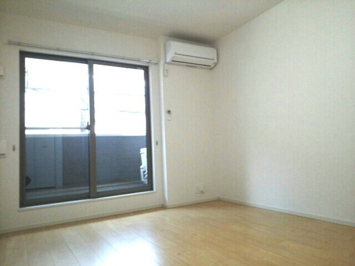 巽北ロイヤルヴィラの物件内観写真