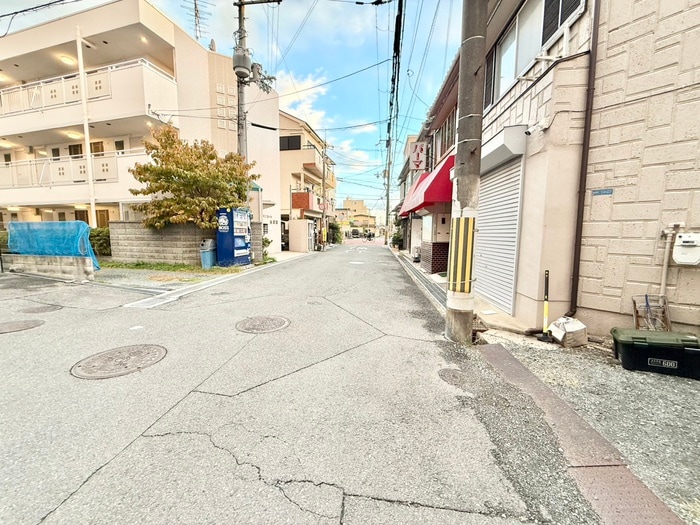 シャルマン香里の物件外観写真