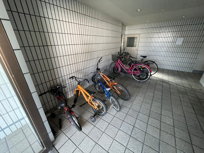 メゾン・エースの物件外観写真