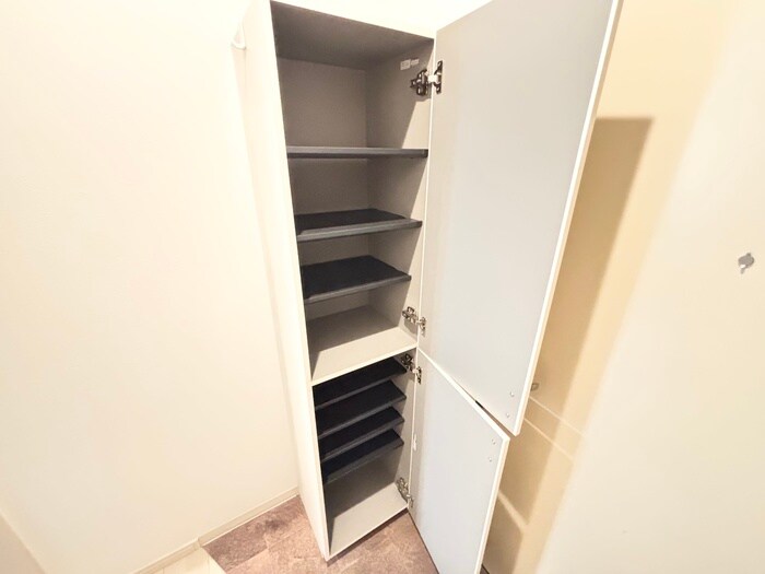 ＳＨＩＮ　Ｋｒｉｏｓの物件内観写真