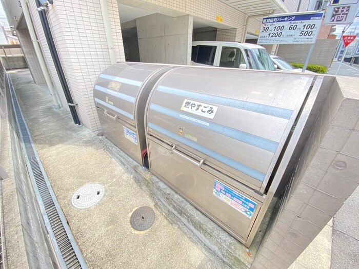 Palace-n西院の物件外観写真