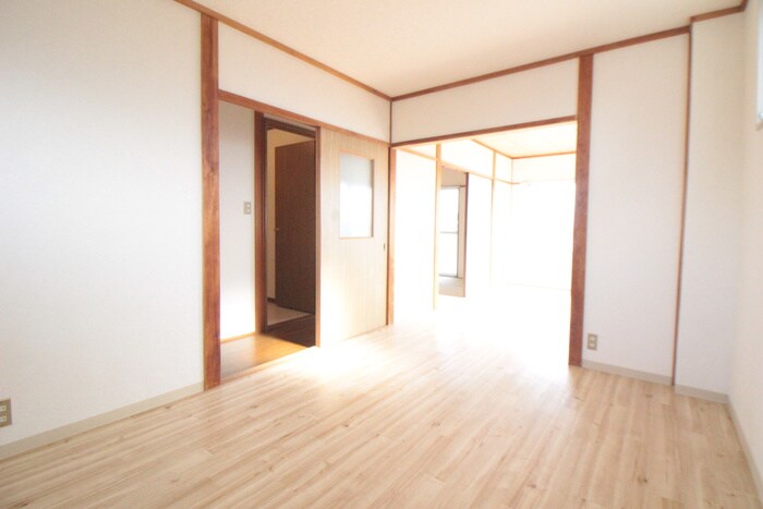 村上マンションの物件内観写真