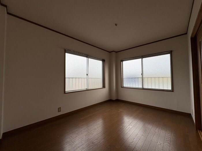 村上マンションの物件内観写真