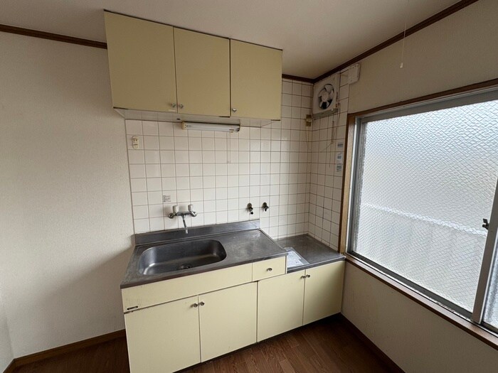 村上マンションの物件内観写真