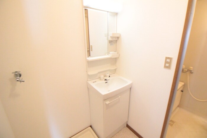 村上マンションの物件内観写真