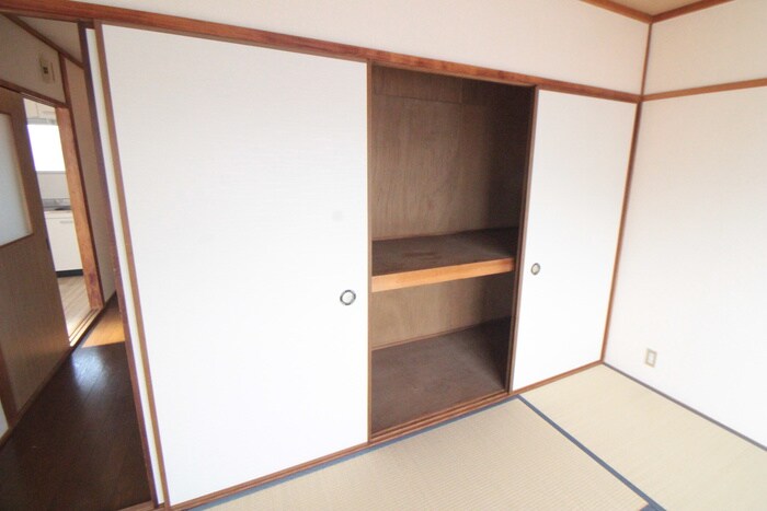 村上マンションの物件内観写真