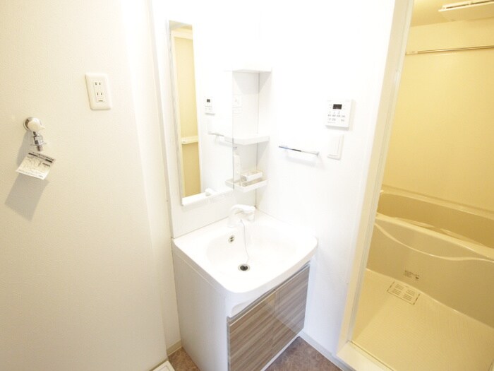 シャルム南巽の物件内観写真