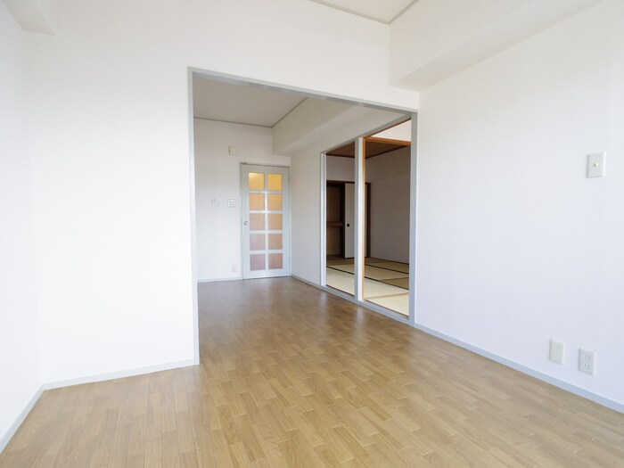 足立ハイツ竹田の物件内観写真