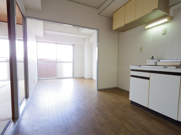 足立ハイツ竹田の物件内観写真