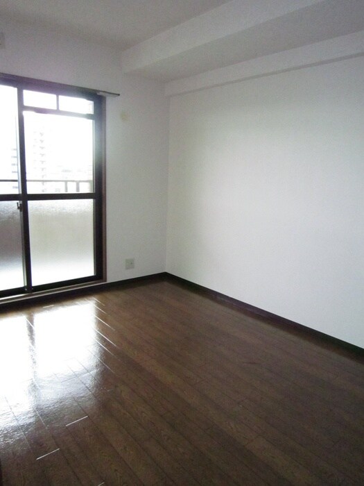 トゥ－・ル・モンド森の物件内観写真