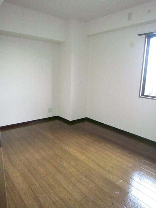 トゥ－・ル・モンド森の物件内観写真