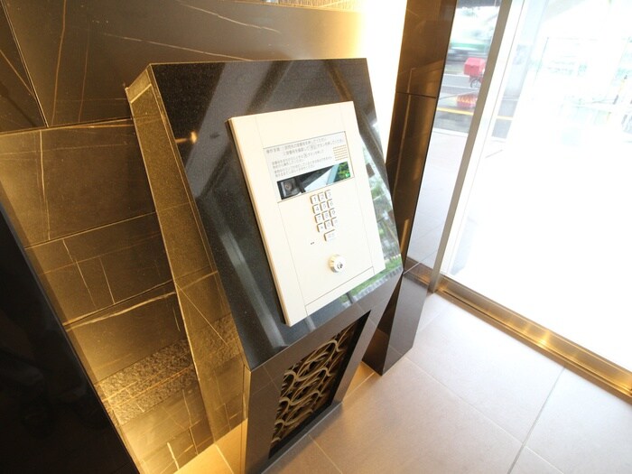 ﾌﾟﾚｻﾝｽOSAKADOMECITYﾋﾞｰﾂ(1304)の物件外観写真