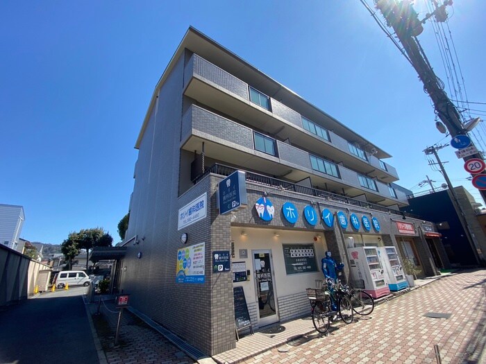 グランシャリオ四宮の物件外観写真