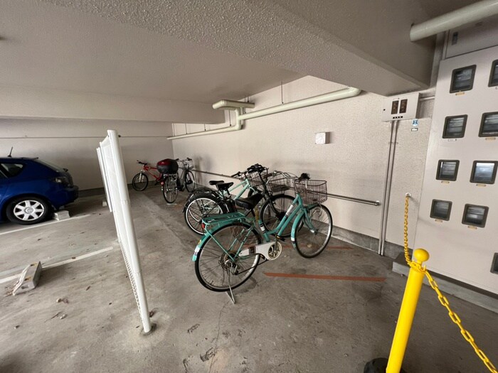 ＩＶＹ　ＣＯＵＲＴ　Ａの物件外観写真