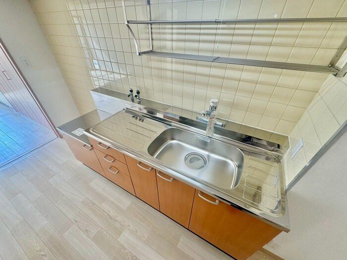 ＩＶＹ　ＣＯＵＲＴ　Ａの物件内観写真