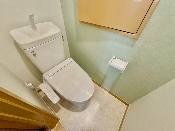 ＩＶＹ　ＣＯＵＲＴ　Ａの物件内観写真