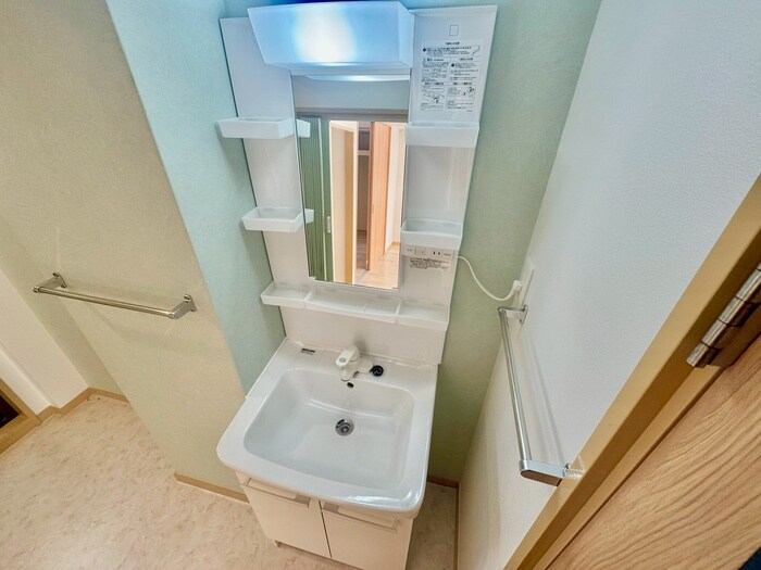 ＩＶＹ　ＣＯＵＲＴ　Ａの物件内観写真