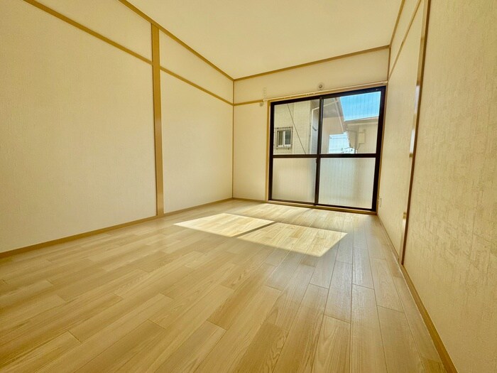 ＩＶＹ　ＣＯＵＲＴ　Ａの物件内観写真