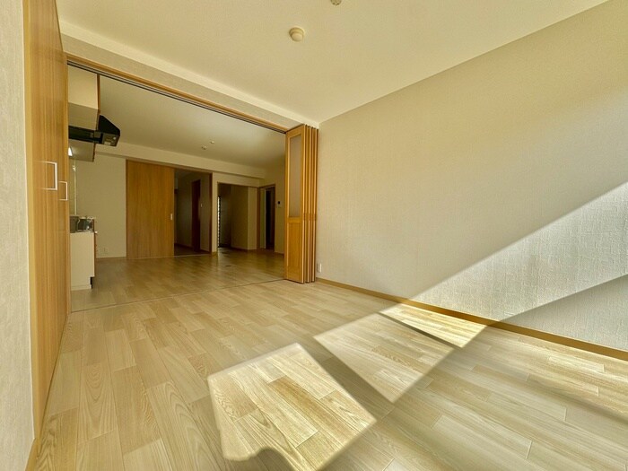 ＩＶＹ　ＣＯＵＲＴ　Ａの物件内観写真