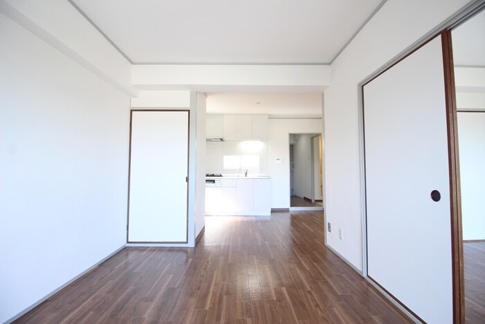 マンション紫明園の物件内観写真