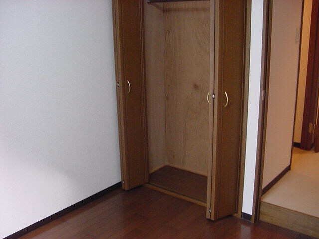 ベレッツァ灰塚の物件内観写真