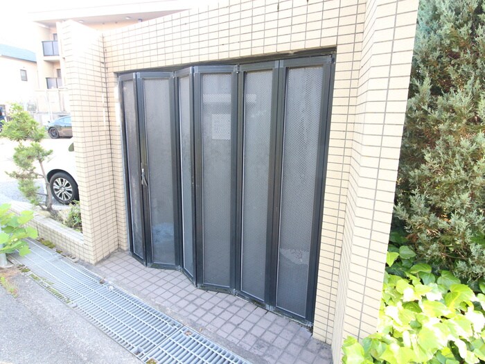 ミレニアムコ－トの物件外観写真