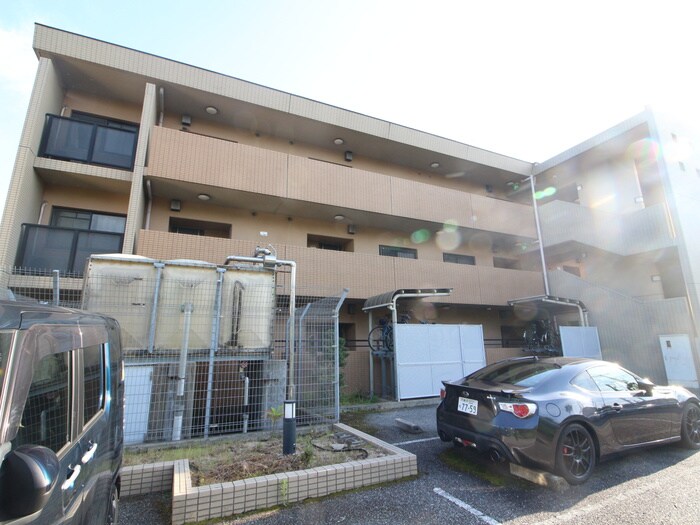 ミレニアムコ－トの物件外観写真