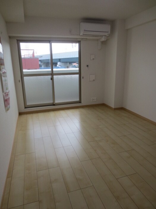 カーザ宮之前の物件内観写真