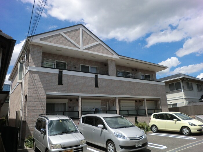 ポポラ－レの物件外観写真