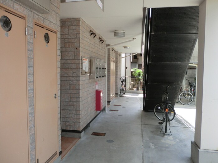 ポポラ－レの物件外観写真