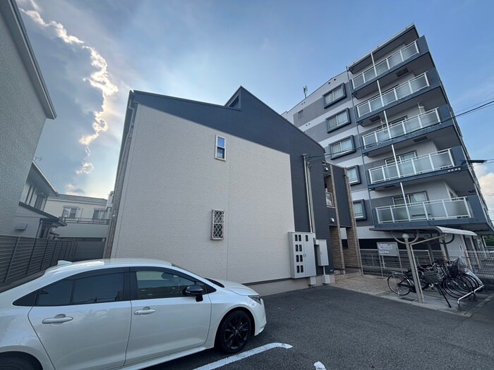 ローレルパークの物件外観写真