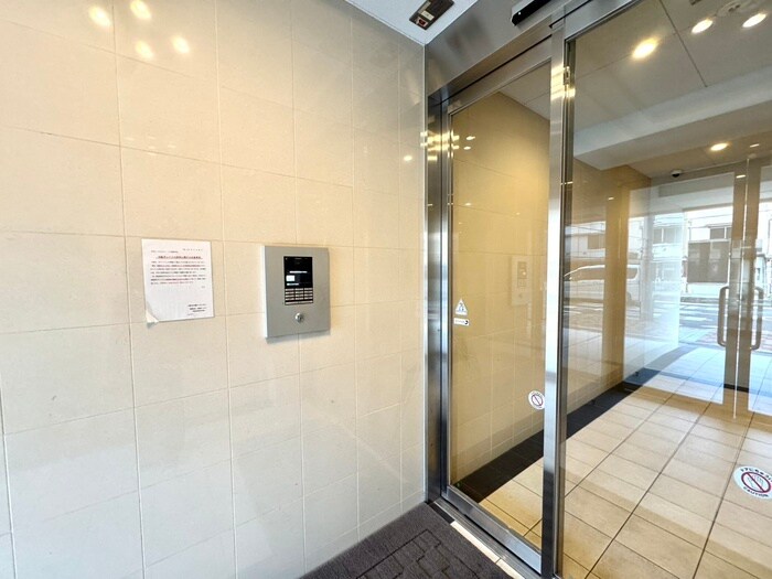 グラン・シャイニーの物件外観写真