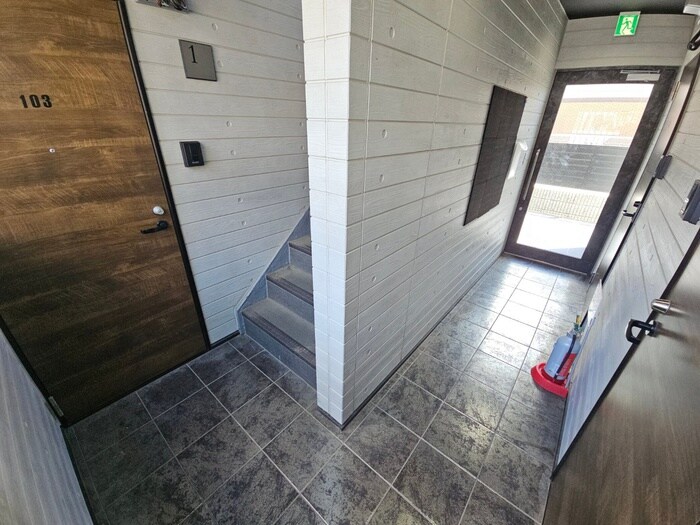 ノイヴェル吉田の物件外観写真