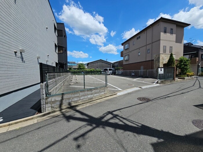 ノイヴェル吉田の物件外観写真