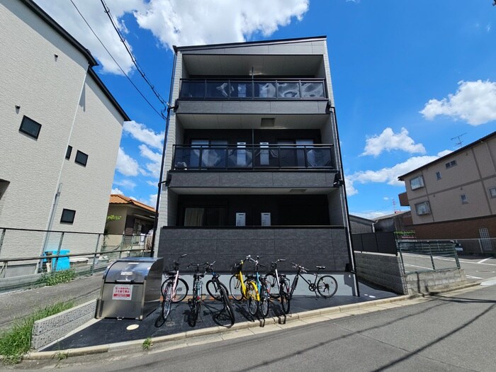 ノイヴェル吉田の物件外観写真