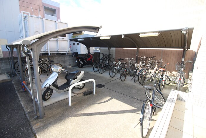 リヴェ－ルの物件外観写真