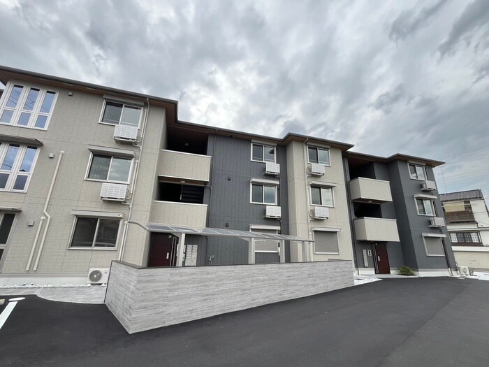 リヴェール京都桂の物件外観写真