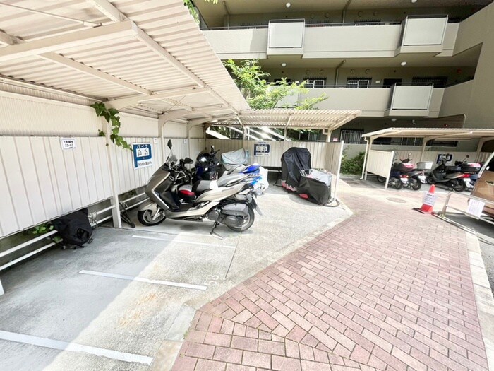 千里中央パークヒルズＧ棟(302)の物件外観写真